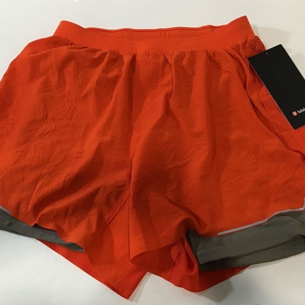 NEW!! Women’s Lululemon Fast and Free Short 5” Airflow Orange Size S